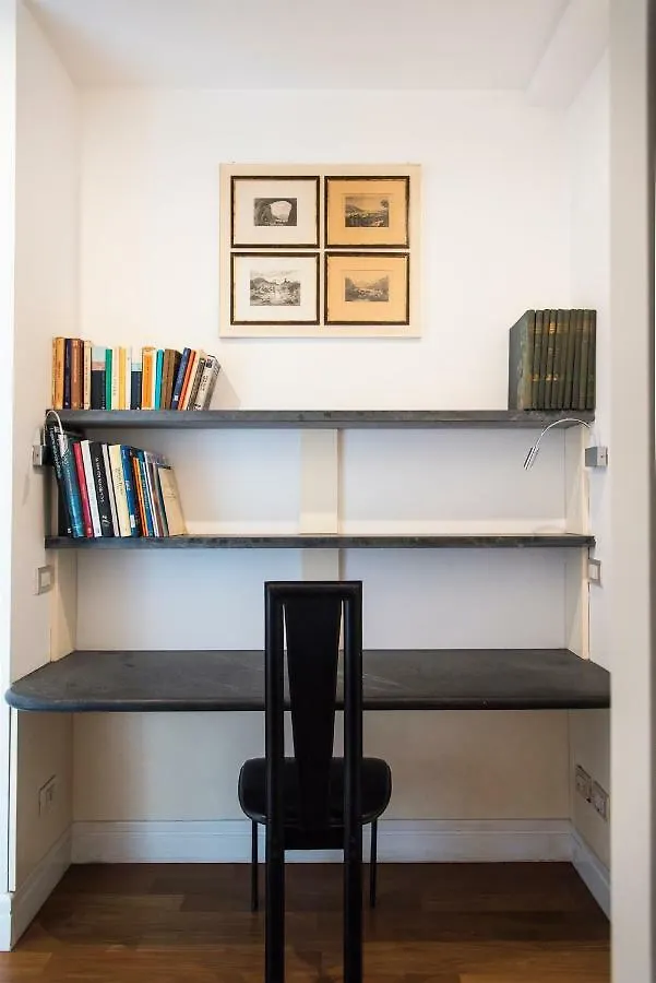 Apartment Youhosty - Pisani Small 13 Milan